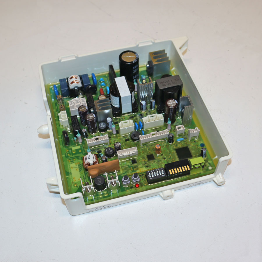 Kit PCB Rinnai 104000131 - Scheda Elettronica Ricambio Originale OEM USA