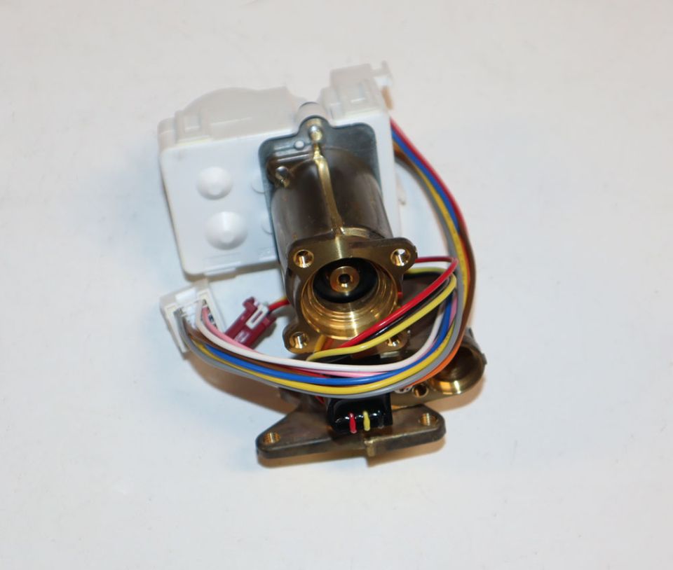 TanklessParts.com: Rinnai 104000162-K Water Flow Servo Valve